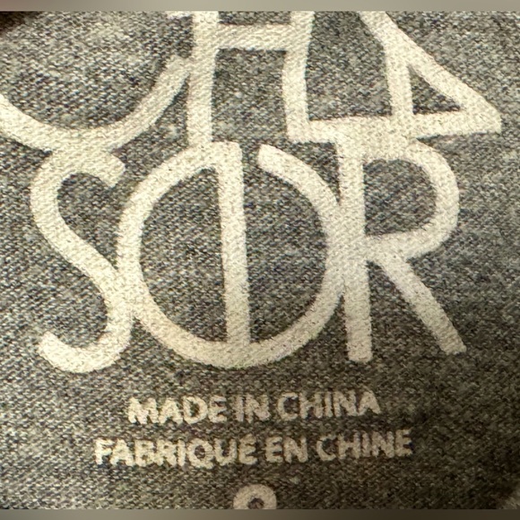 Chaser Sz 8 Gray T-Shirt “Let’s take care of the Earth…” - Picture 3 of 4